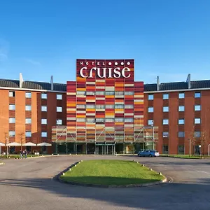 Cruise 4*, Lucino Italie