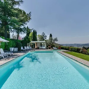 **** Hotel I Barronci & Italy